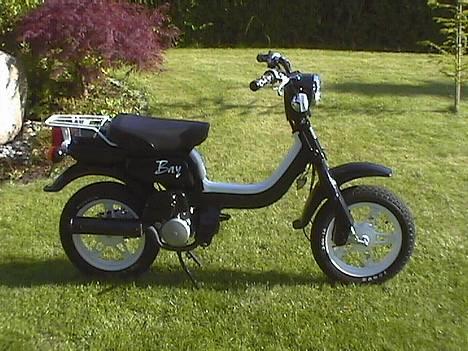 Suzuki FZ50 - Bemærk ! Tunudstødning med dobbelt udgang... billede 1