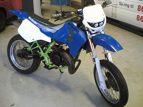 Suzuki SMX (solgt) billede 8