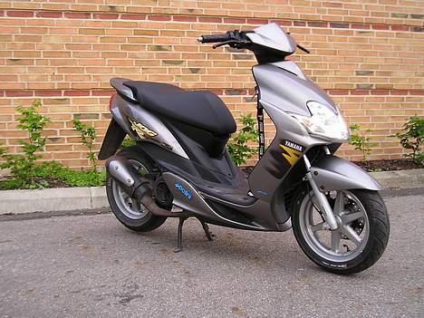 Yamaha jog R billede 2