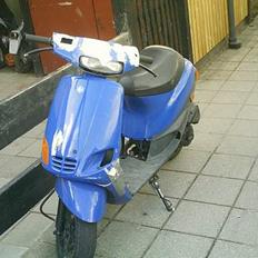 Piaggio zip (solgt)