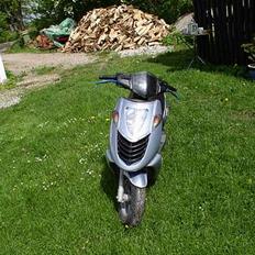 Aprilia sonic  ((ViNtEr PrOjEkT))