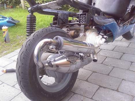 Aprilia Sonic "Blålyn LC *Byttet* - udstødning, pumpeskjold osv billede 20