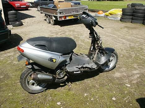 Benelli 491 st - SOLGT - - Efter ulykken,  ( søger skjole som mangler på billedet )  billede 7