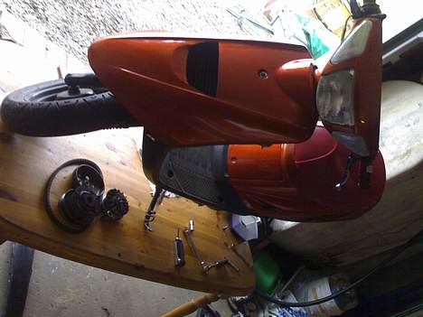 Yamaha jog solgt billede 6