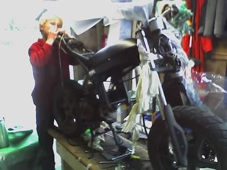 Suzuki street Magic (Solgt) - [Taget med mobil] PROJEKT billede 4