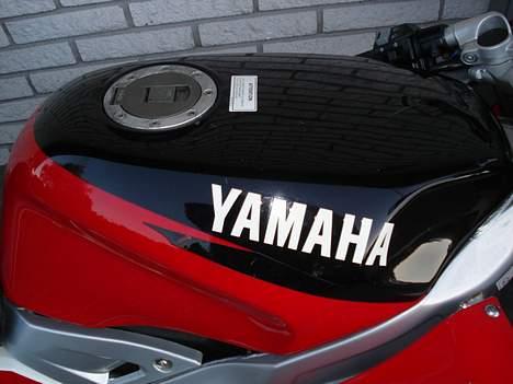 Yamaha TZR 50 - Den utrolige 10 liters tank.... Troede ikk den var så stor da jeg så den første gang.. *s* billede 9