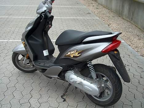 Yamaha Jog R SOLGT billede 4