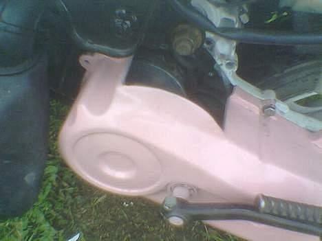 Yamaha jog fs total skadet - billder lånt af www.scootergalleri.dk/html/gal_visbil.asp?ID=86845 billede 7