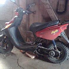 Yamaha Bws NG (SOLGT)