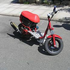 Yamaha *Jog Space AC* (SOLGT)