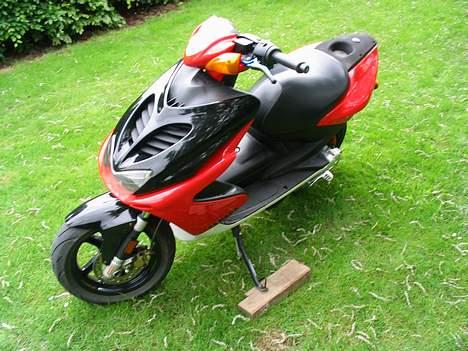 Yamaha Aerox(SOLGT) billede 6