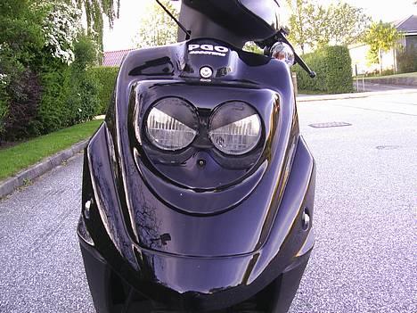 PGO Hot 50 (SOLGT) - Fronten billede 1