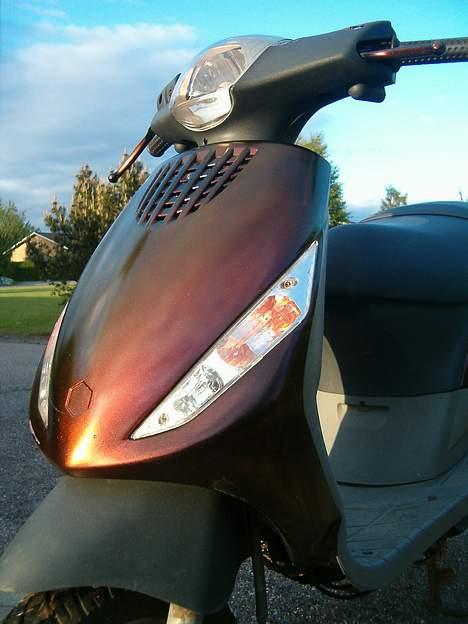 Piaggio zip ny model  ( solgt ) billede 1