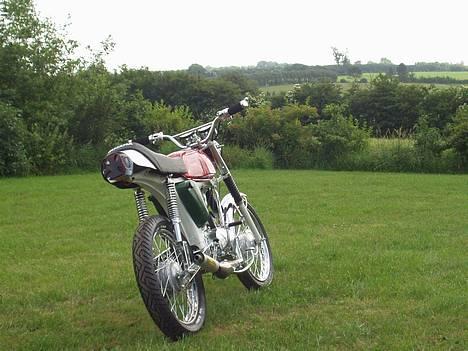 Yamaha 4 gear K1 - Midledtidlig tank, men skjolde og forlygte har den rigtige farve,. billede 6