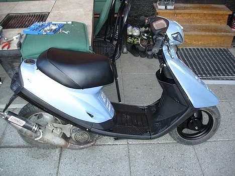 Yamaha JOG Playboy Edition billede 1