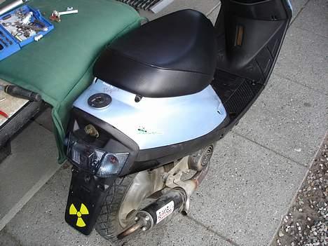 Yamaha JOG Playboy Edition billede 3