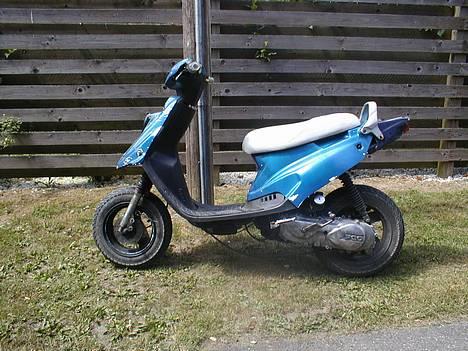 PGO Hot 50 - Savner dig ;( - - Nu har jeg fået ubegrænse udstødning, Hvidt sæde, alle skjolde på, og en Pmx spoile på :) billede 1