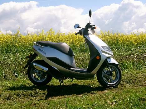 Suzuki Estilete billede 5