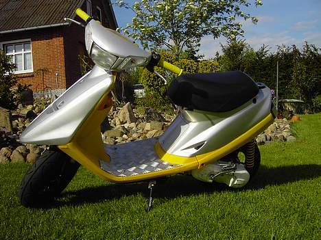 Yamaha Jog SOLGT!!! billede 2