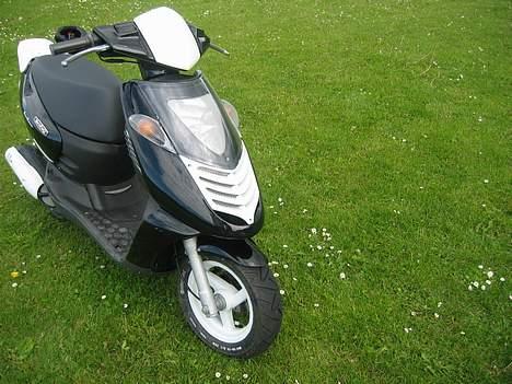 Aprilia Sonic *SOLGT* billede 1