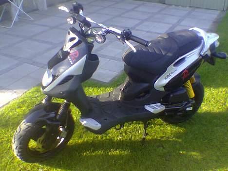 PGO PMX NAKED  billede 1