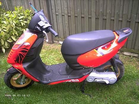 Aprilia SoNiC solgt for 11 k XD - set fra siden :D billede 2