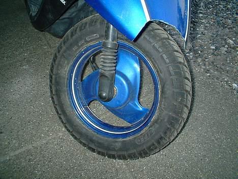 Yamaha Jog AS "Lulu" // BYTTET - Se lige den spec malede fælg.. det var der sku meget arbejde i !! billede 3