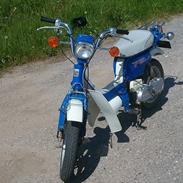 Suzuki FZ50 solgt