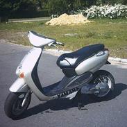 Yamaha Neos