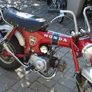 Honda Dax ST50. nye Pics;)