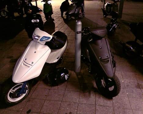 Yamaha "Falen Angel" Jog . - Men Jog ( Hvide ) og min gamle Jog ( Sorte ) billede 2