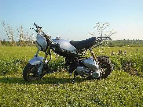 Suzuki Street Magic (Solgt) billede 1