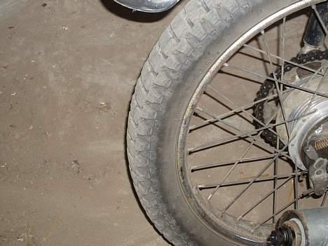 Puch monza 3 g >>FØR<< - næsten nyt baghjul... billede 4