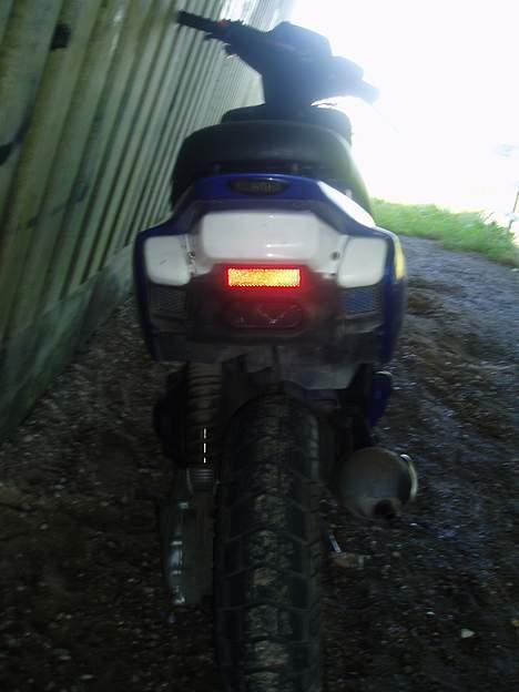 Yamaha bws ng ~  SOLGT - - afkortet bagskærm..det nice!! billede 3