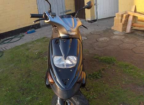 Gilera stalker byttet til ditech - 2 plastikdele der ikke er skiftet ellers er resten af skjoldene nye billede 7