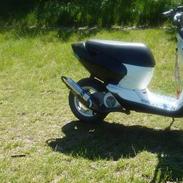 Aprilia sonic nakket..