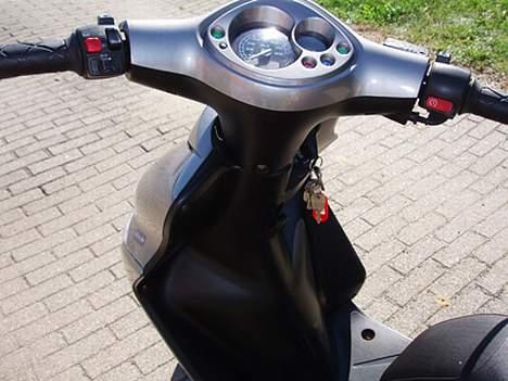 Yamaha Jog R billede 6