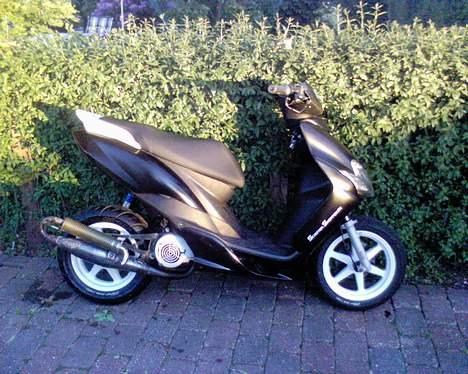 Yamaha jog r (solgt) - ikk de allerbedste billeder.. billede 1