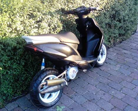 Yamaha jog r (solgt) billede 6