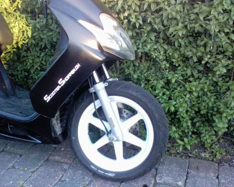 Yamaha jog r (solgt) billede 8