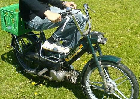Puch Maxi K [STJÅLET] - En ven der kører på Puchen.. Sådan så forlygten ud før.. =/ billede 8