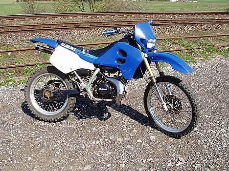 Suzuki RMX/ Byttet billede 1