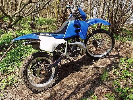 Suzuki RMX/ Byttet billede 12