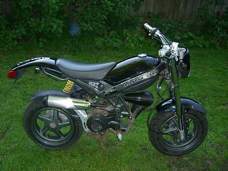 Suzuki street magic billede 1
