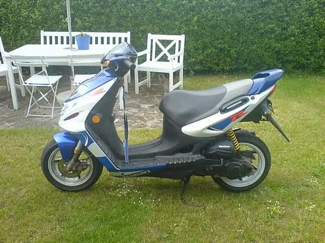 Suzuki Katana AY50 R LC *SOLGT* billede 6