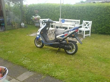 Suzuki Katana AY50 R LC *SOLGT* billede 7