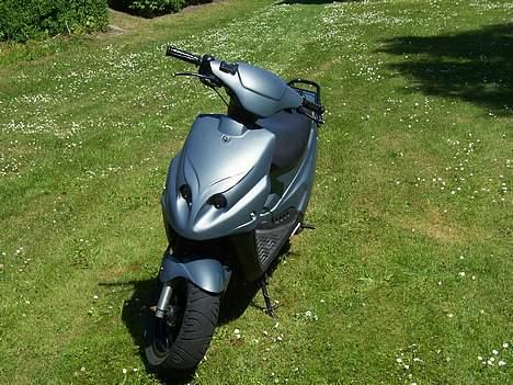 PGO Hot 50 - SOLGT - De første 11 billeder er fra sidste sommer... Så sådan så den ud dengang.. billede 1