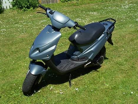 PGO Hot 50 - SOLGT - Den kørte vel 80 eller sårn noget dengang... billede 3