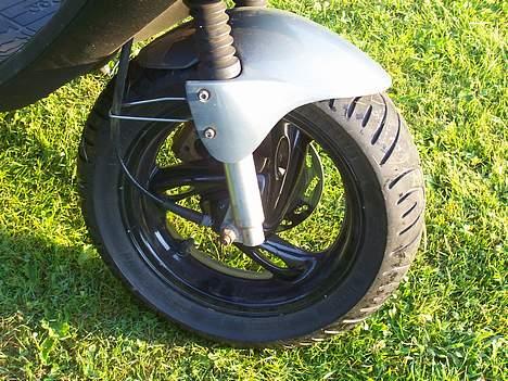 PGO Hot 50 - SOLGT - Dr. Big Fælge,, Sidder røde PMX følge på den nu.. billede 4