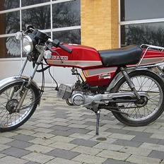 Suzuki Samurai DM50 - Solgt